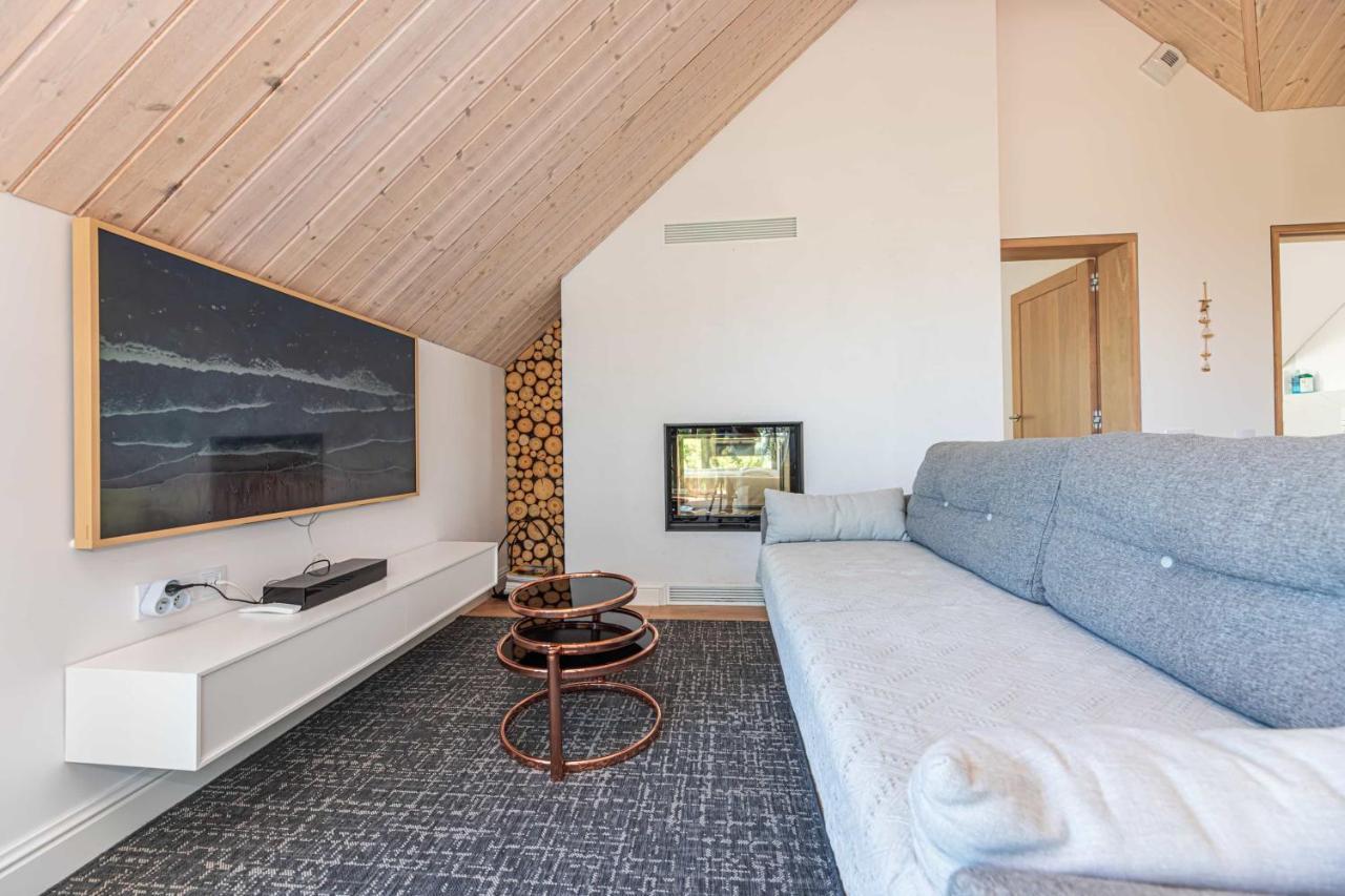 Holidayplus Multiple Apartments, By Cohost Palanga Exterior photo